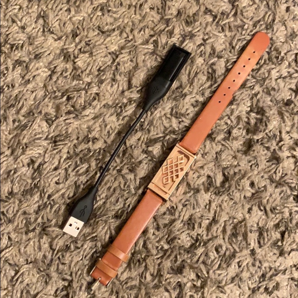 Fitbit Flex w/ charger. Band included